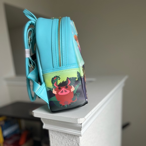 New Funko Pop! by Loungefly The Lion King Pride Rock Mini Backpack - Picture 10 of 16